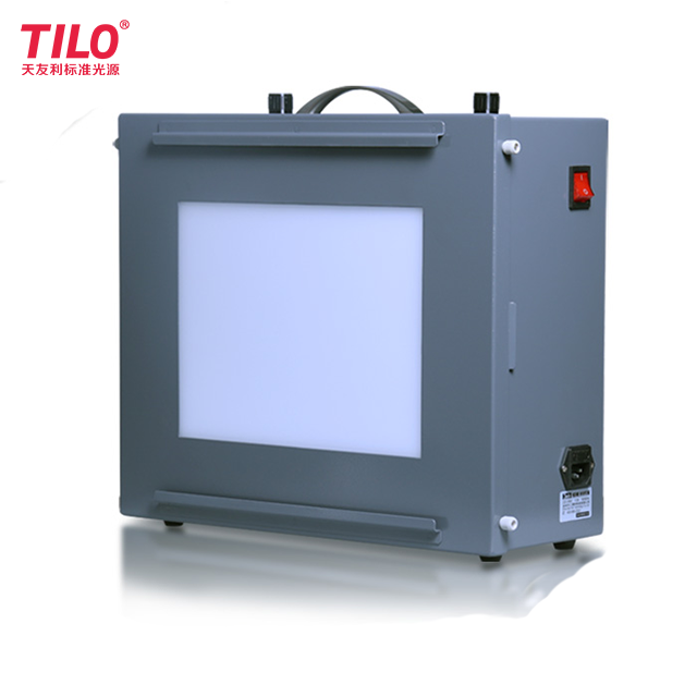 جعبه چراغ انتقال گیرنده HC3100 با دامنه روشنایی 0 -11000 و دمای رنگ 3100k